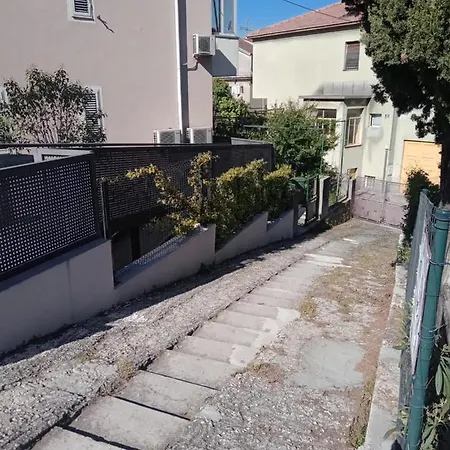 Paro Διαμέρισμα *